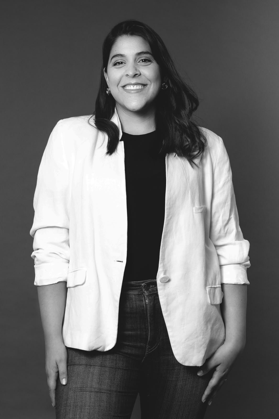 Retrato profesional de la abogada fundadora de MLR Consultora Jurídica